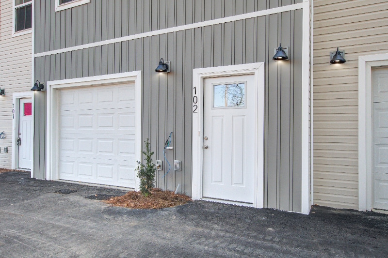 Building Photo - 2161 W Jimtown Dr