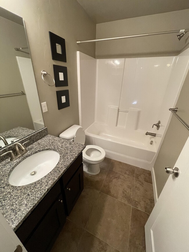 Building Photo - 857 Pantani Ct