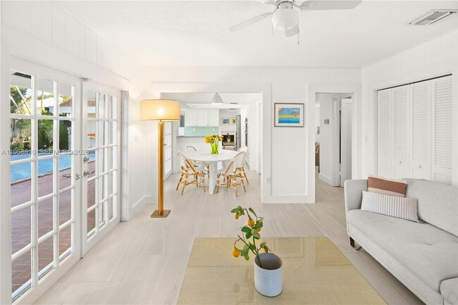 Building Photo - 17341 SW 74th Ave