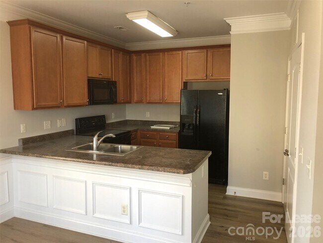 Building Photo - 115 Plantation Ridge Dr