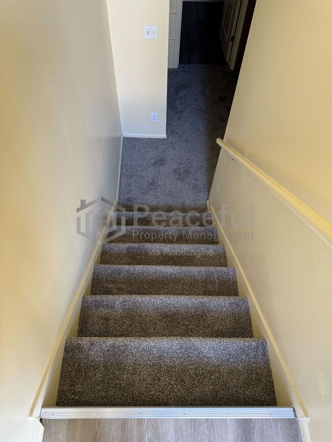 Building Photo - 4693 S Arlington Park Dr