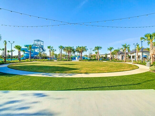 Building Photo - 1520 Oasis Club Blvd