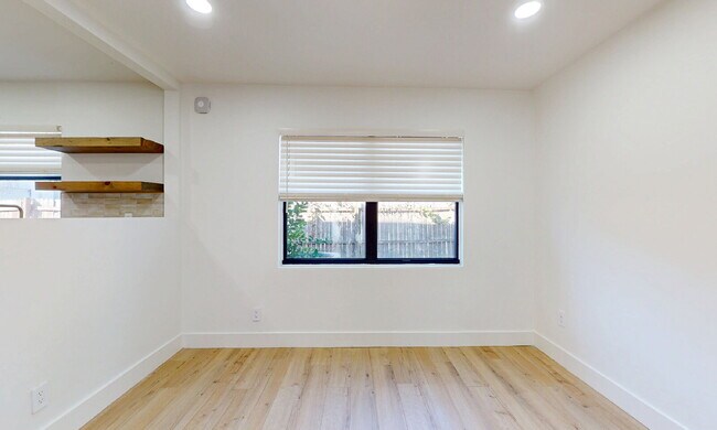 Building Photo - For Rent – Newly Renovated Modern Beach Du...