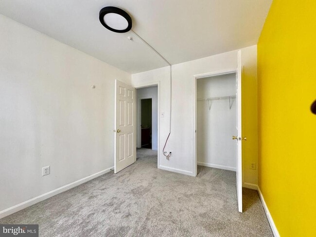 Building Photo - 597 Primus Ct