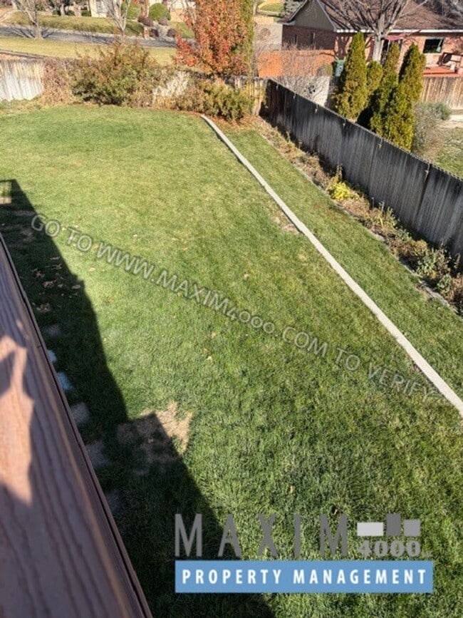 Building Photo - 3530 Ponderosa Way