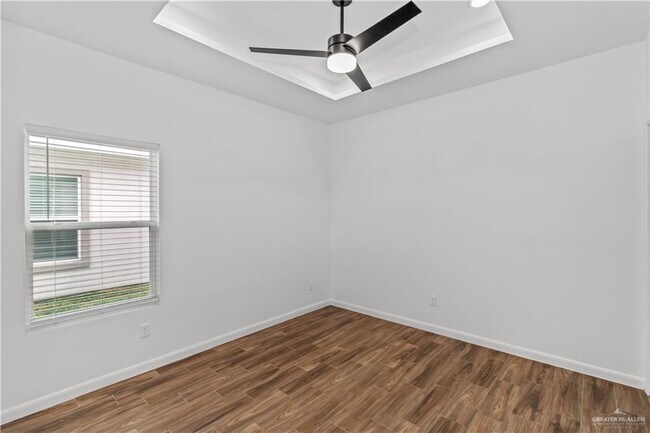 Building Photo - 1000 N Woodson Ave
