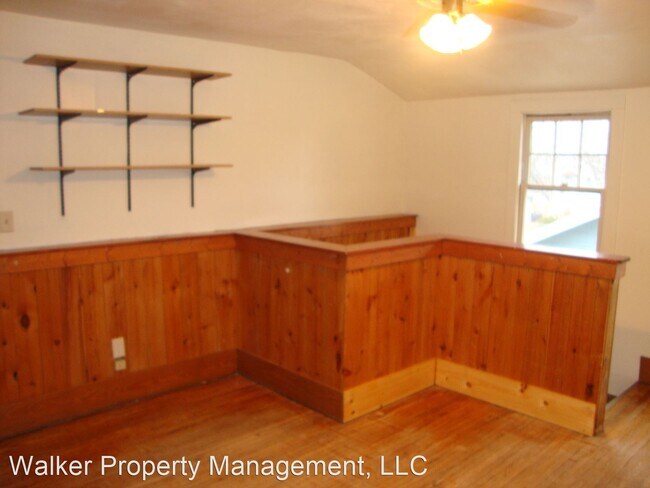 Building Photo - 4 br, 2 bath House - 1128 W. State Street