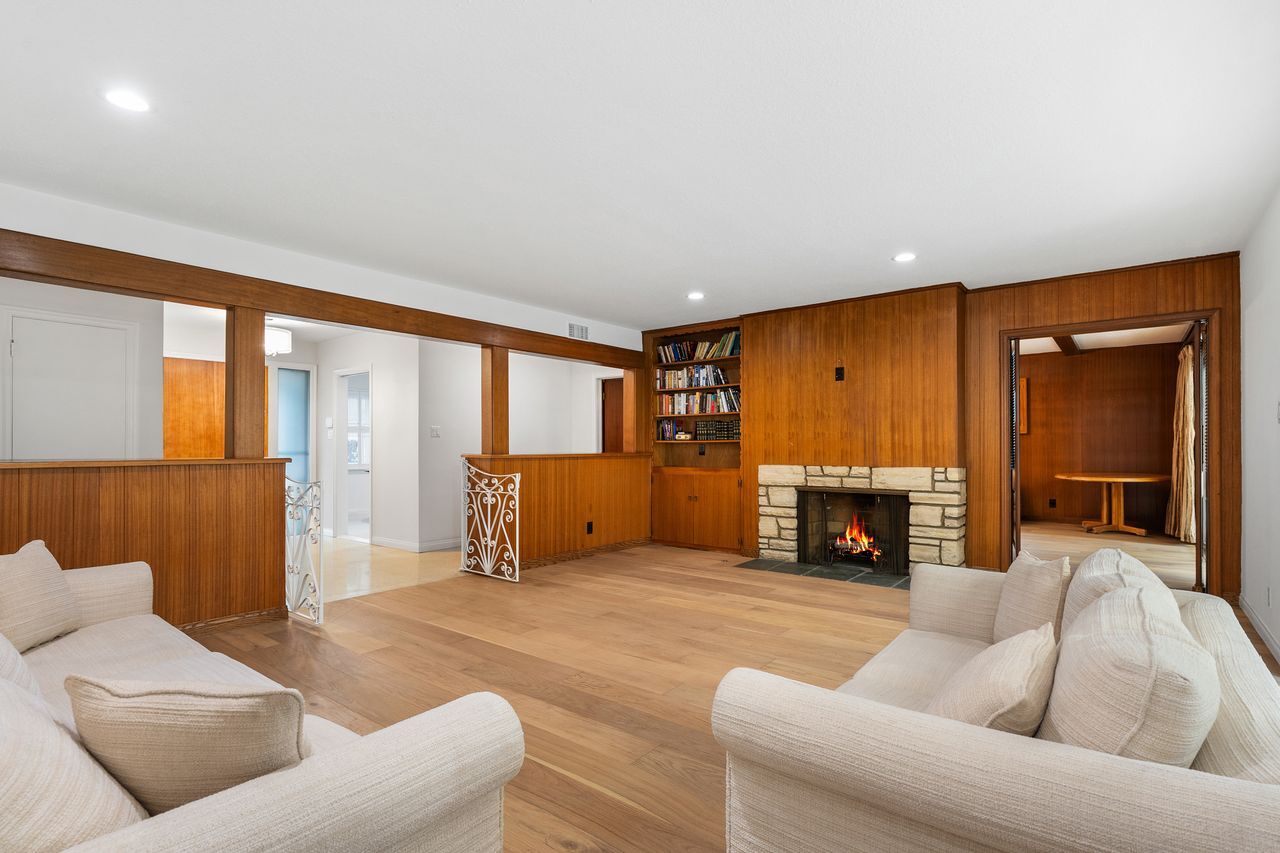 Building Photo - 6204 S Corning Ave