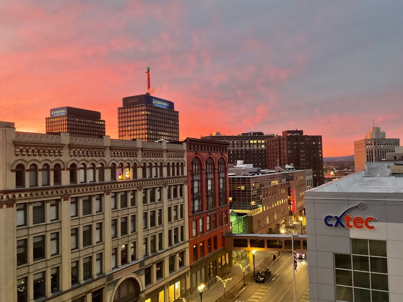 Building Photo - 108 W Jefferson St