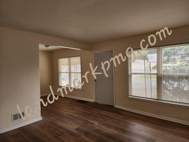 Building Photo - 7667 Bramell
