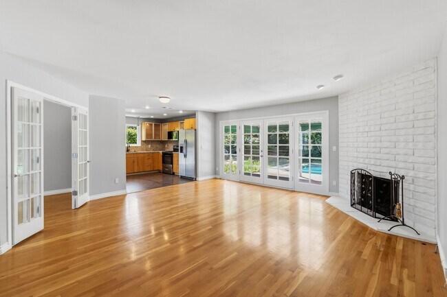 Building Photo - 23020 Haynes St