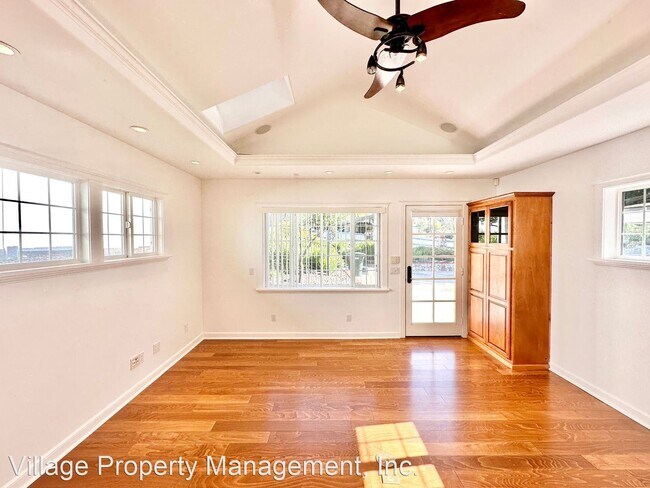 Building Photo - Studio, 1 bath House - 1144 Lydia Lane Gue...