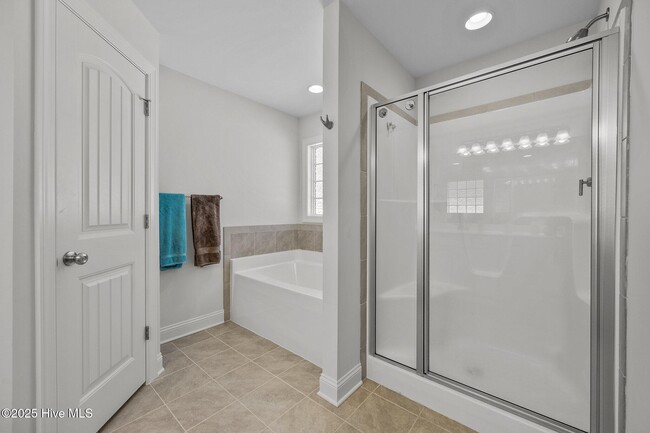 Building Photo - 430 Nantucket Trl