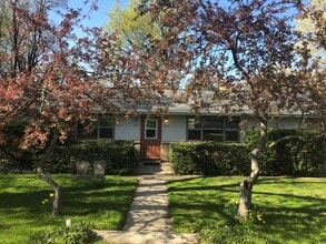 Building Photo - 1879 E G Ave