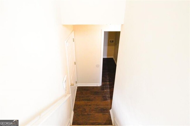 Building Photo - 332 Mica Trail