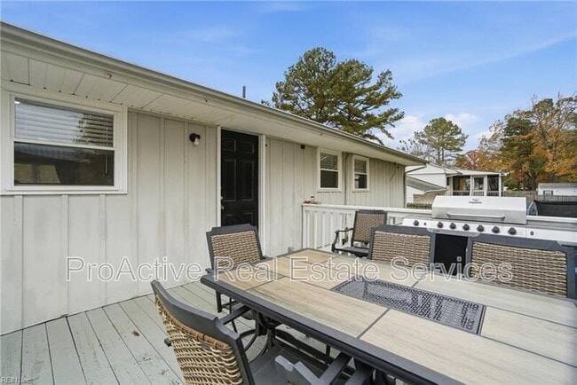 Building Photo - 4 Tillerson Dr