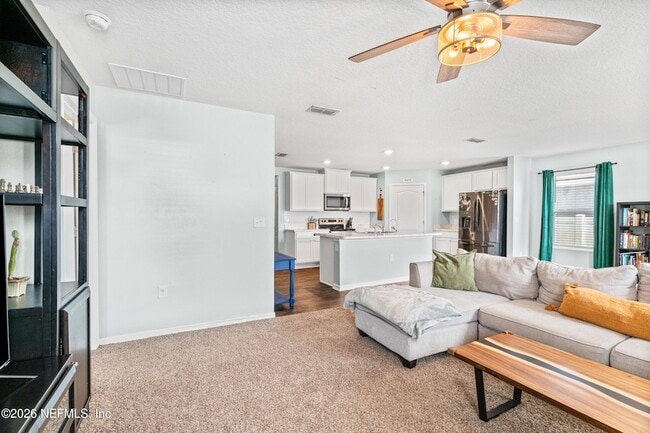 Building Photo - 3696 Shiner Dr