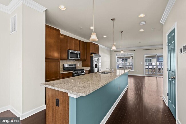 Building Photo - 3030 Mia Ln