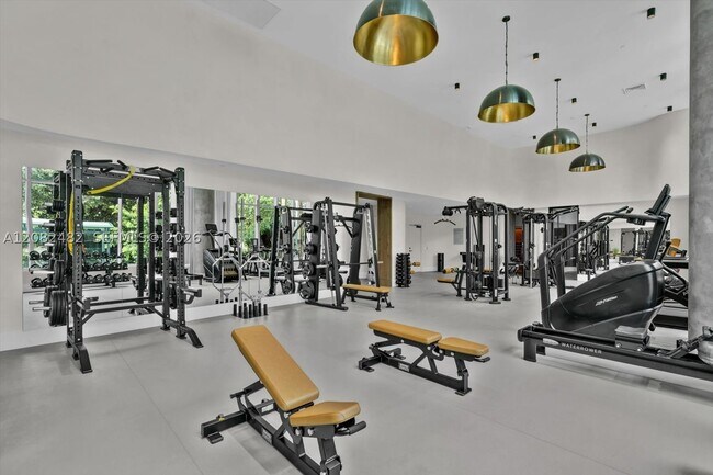 Building Photo - 2200 Brickell Ave