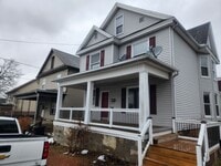 Building Photo - Beautiful 3 Br in Altoona