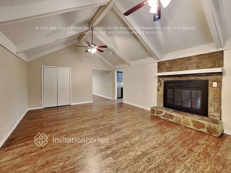 Building Photo - 2135 GA-85