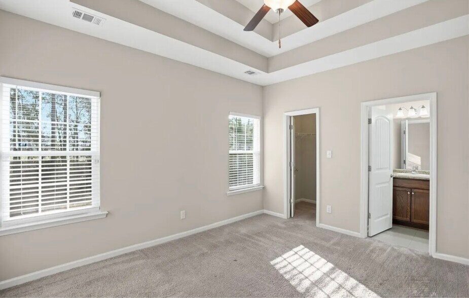 Building Photo - 415 Olde Ivey Square