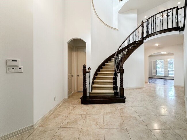 Building Photo - 14 Spincaster Drive