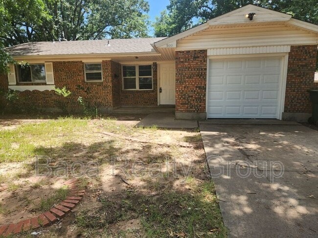 Primary Photo - 500 Clearview Dr