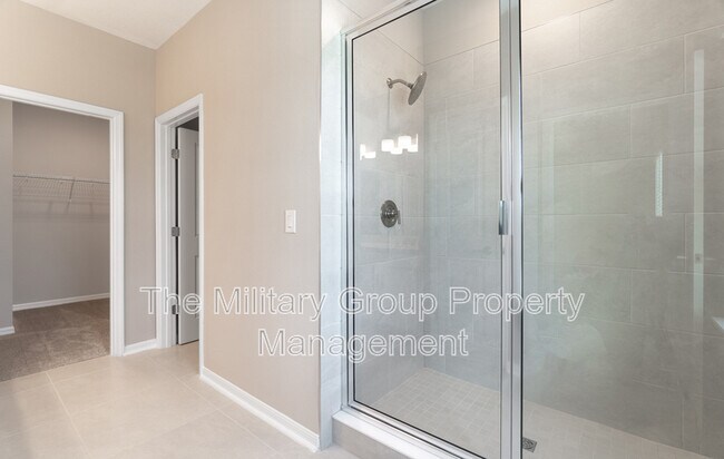 Building Photo - 246 Cherry Elm Dr