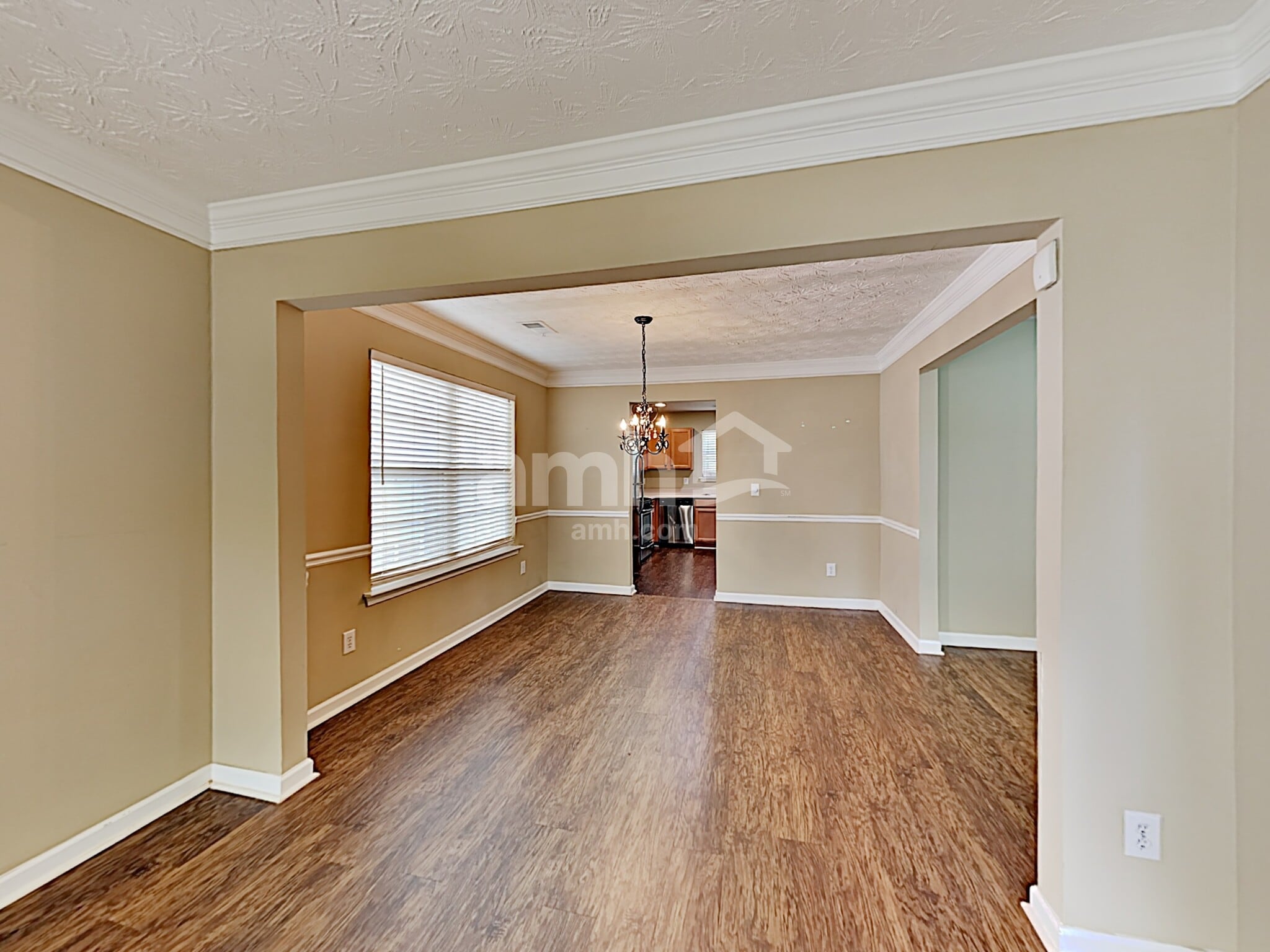 Building Photo - 158 Village Trace