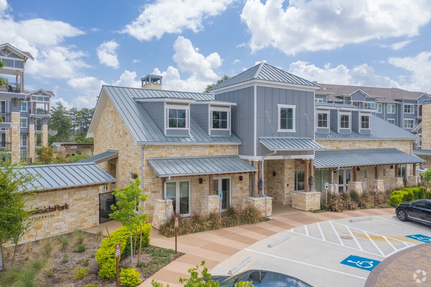 Building Photo - Creekside Park The Residences