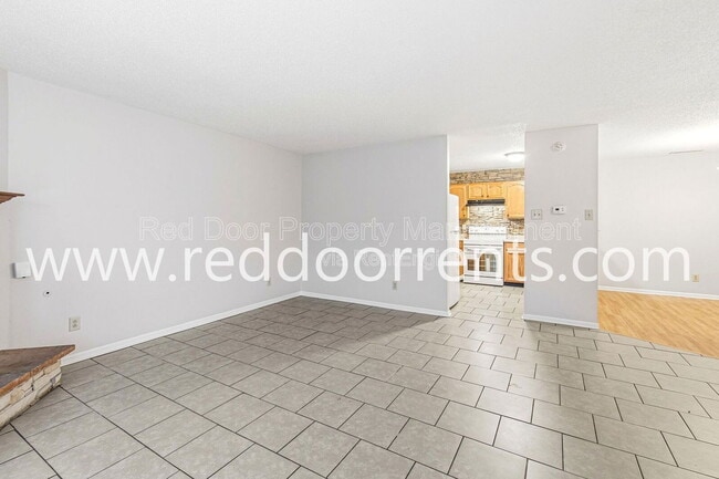 Building Photo - 2249 Collins Way