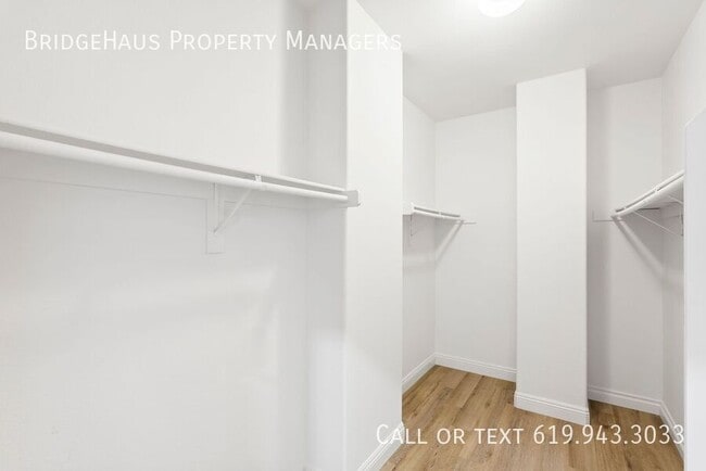 Building Photo - 1048 Sunset Crossing Point