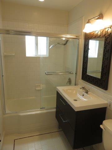 Building Photo - 1070 10th St