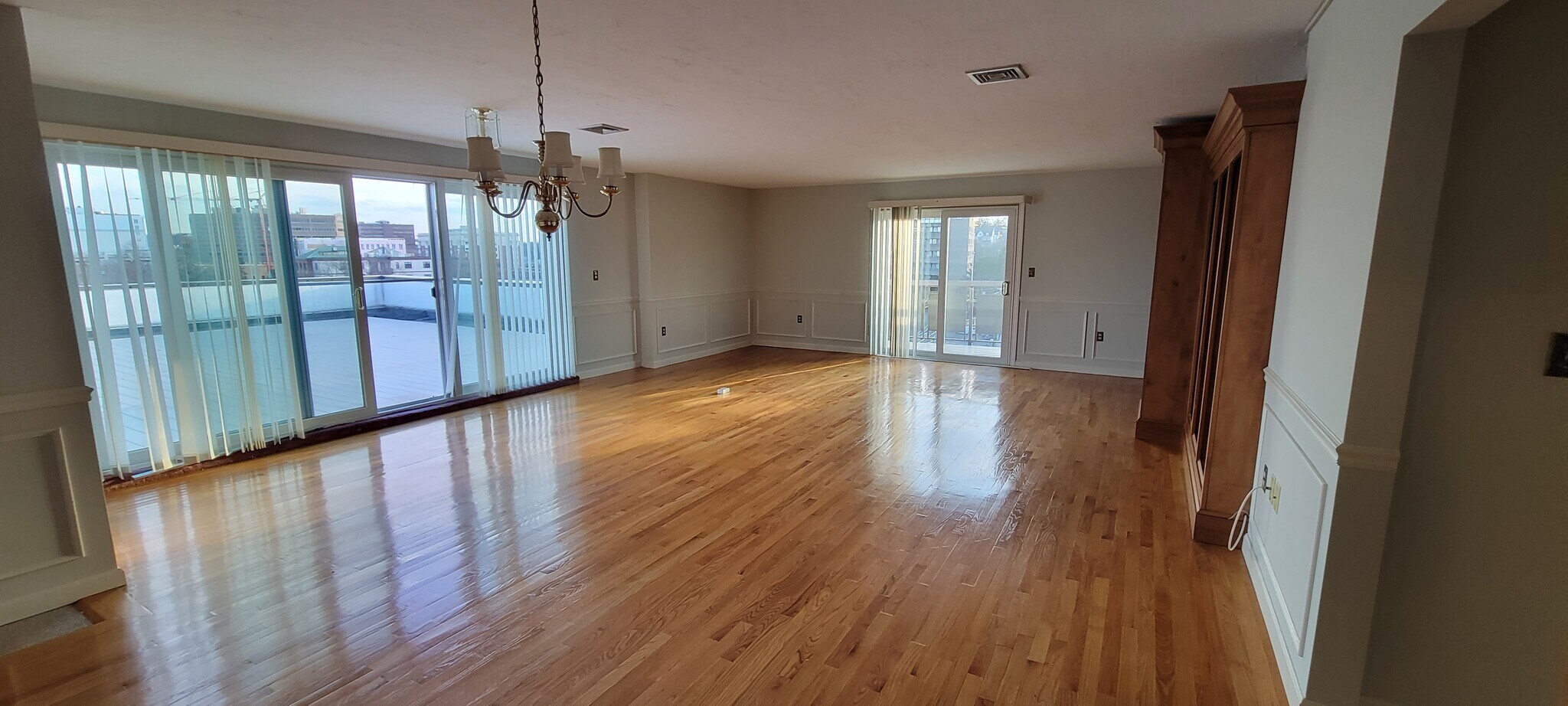 living room - 40 Greenleaf St