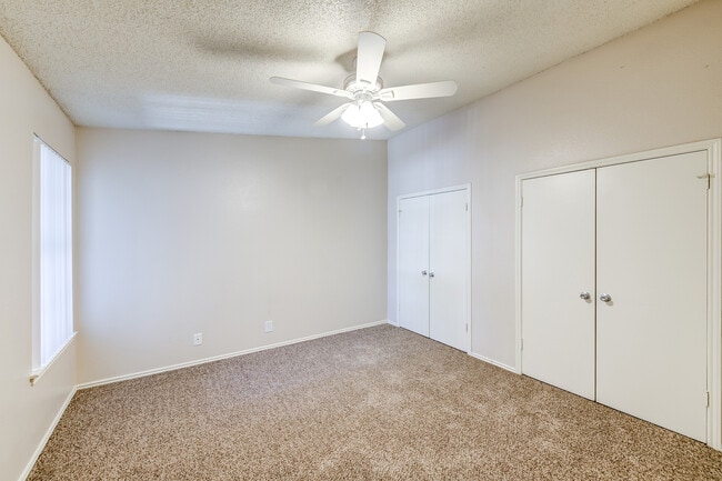 Building Photo - ReNew Holiday Hill®