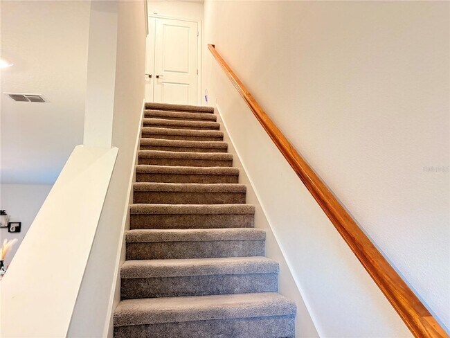 Building Photo - 5020 Revolutionary Wy