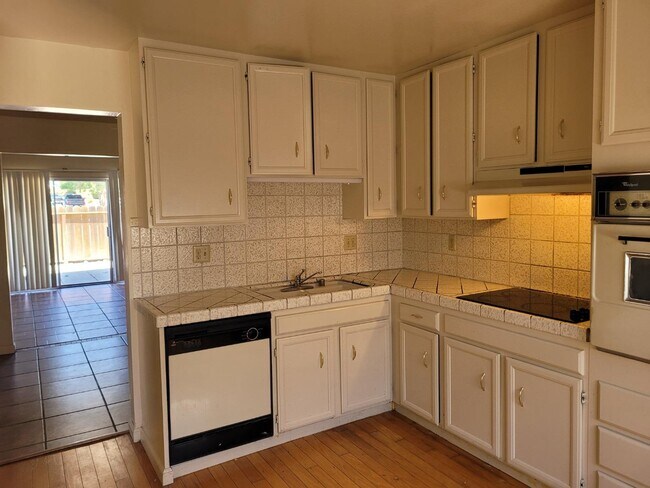 Building Photo - 65 Villa Pacheco Ct
