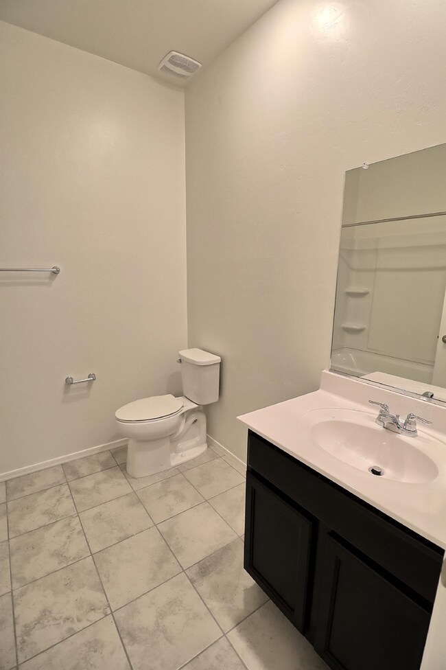 Building Photo - Newer Rancho Sahuarita Home!
