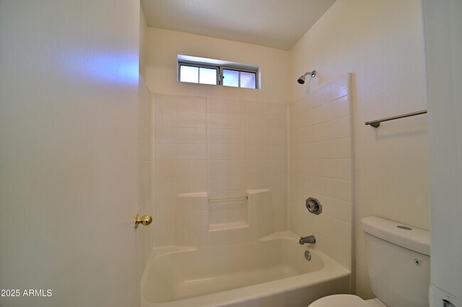 Building Photo - 21914 N 74th Ln