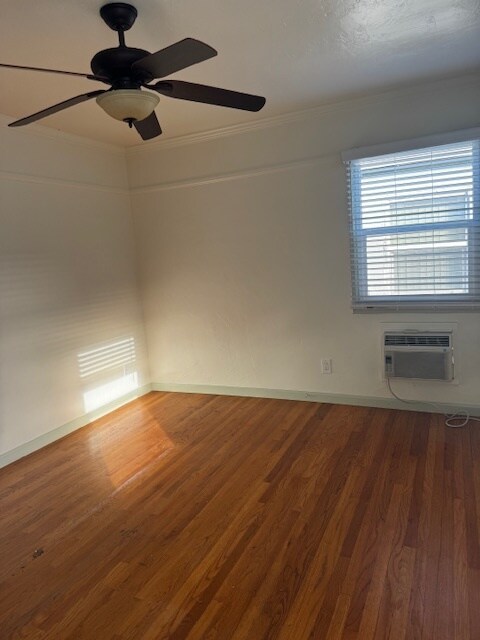 Building Photo - 4449 Dawson Ave