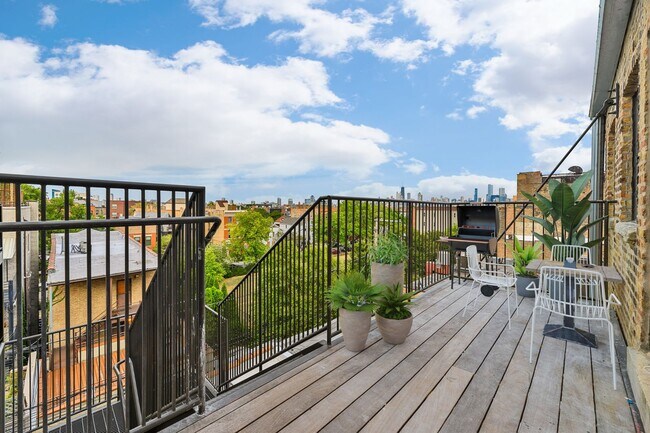 Building Photo - 06 - Mil 1371 LLC