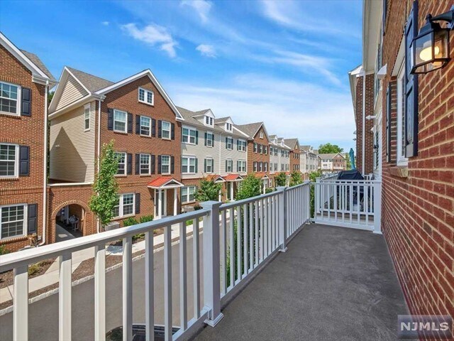Building Photo - 106 W Ramsey Terrace