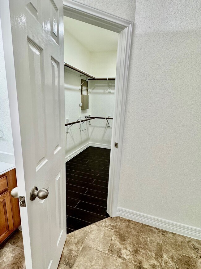 Building Photo - 21424 Quail Point Ln