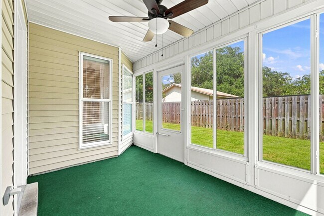 Building Photo - 148 Meadowbrook Ct