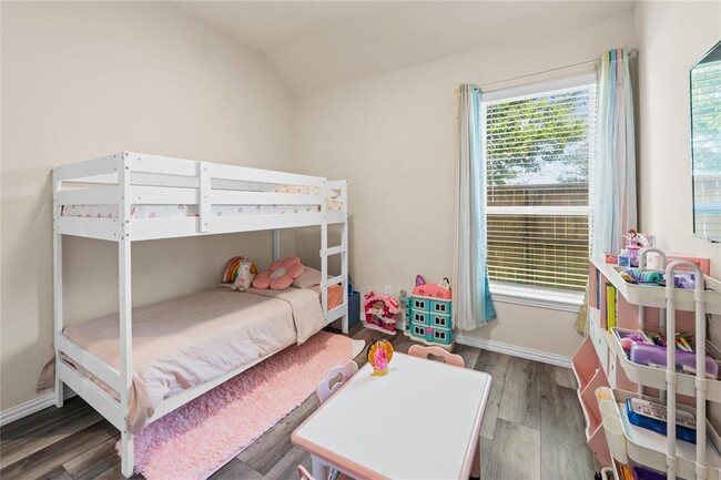 Building Photo - 1807 Harmony Bend Ln