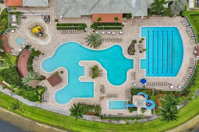 Building Photo - 1725 Winterberry Ln