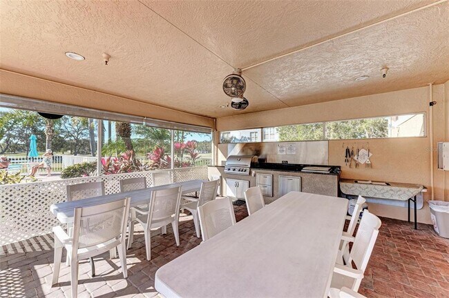 Building Photo - 4480 Fairways Blvd