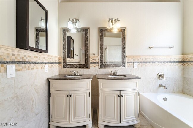 Building Photo - 74 Graythorn Mountain Ct