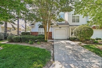 Building Photo - 10630 Sleigh Bell Ln